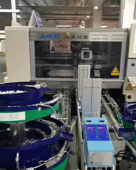 電子廠插件機：自動化生產(chǎn)的新動力