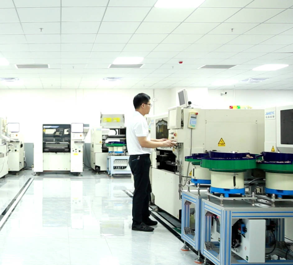 異型插件機：異型元件高速生產(chǎn)的高端設(shè)備