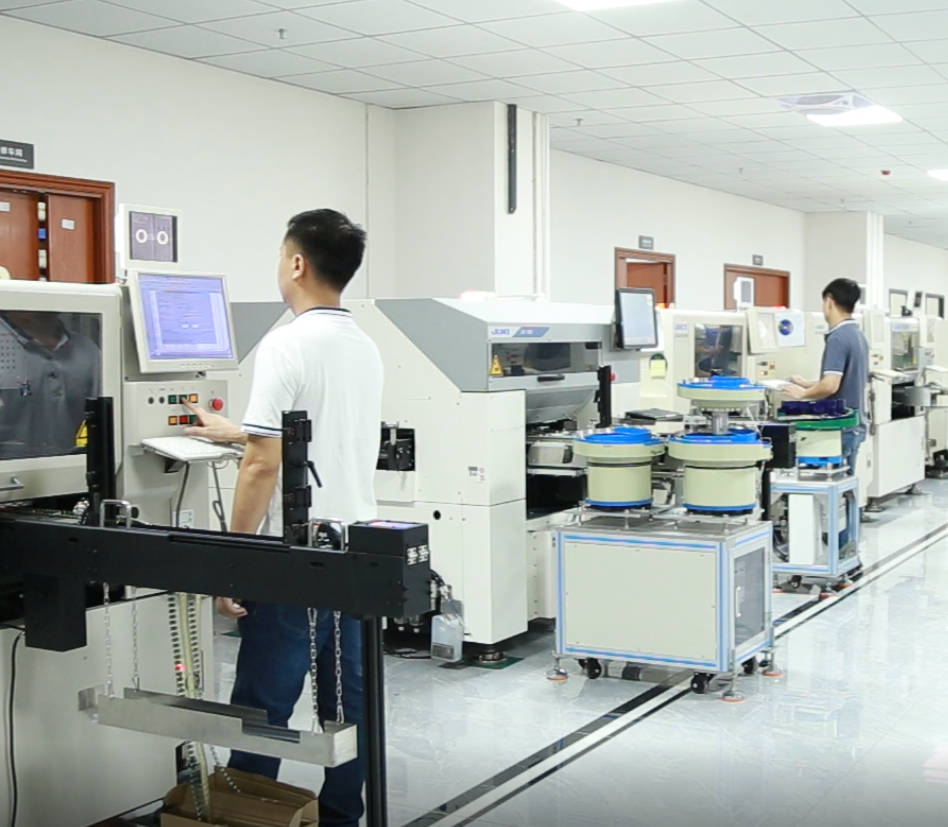 技術(shù)人員對插件機(jī)操作與維護(hù)的要點解析