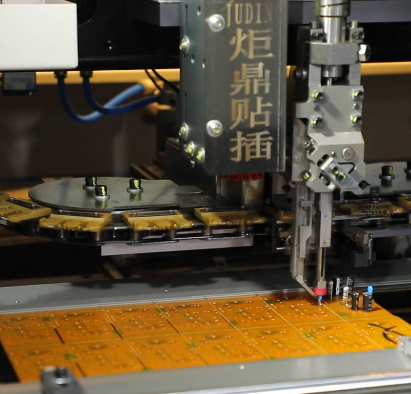 異形插件機在電子制造中的應(yīng)用案例