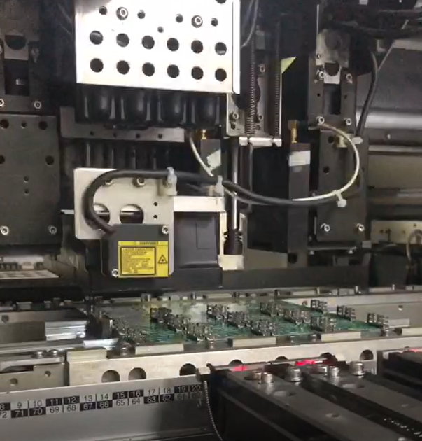 ??充電器插件機(jī)供應(yīng)商評估體系：建立可持續(xù)共贏的合作關(guān)系?